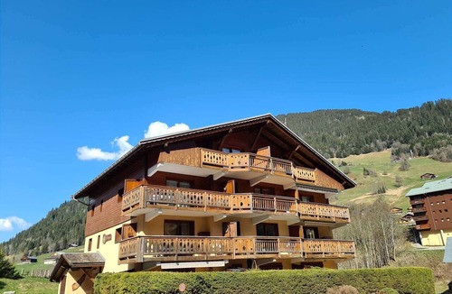 Areches Apartment | Cozy apartment, nice view - 6 guests