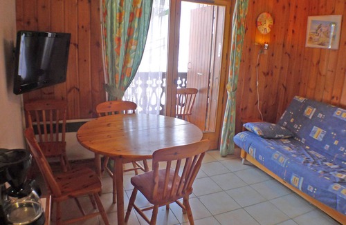Morillon Apartment | Cozy apartment in Morillon, pets allowed