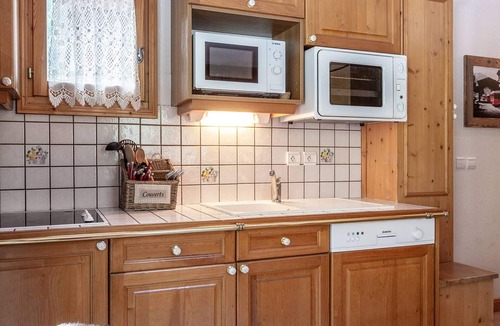 Meribel-Mottaret Apartment | Cozy apartment in Alpages, Méribel Mottaret