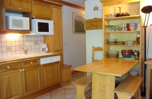 Meribel-Mottaret Apartment | Cozy apartment in Alpages, Méribel Mottaret