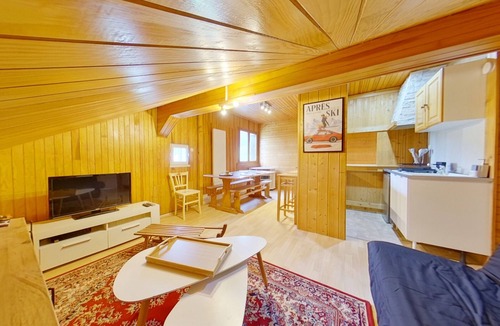 Les Rousses Apartment | Cozy apartment near Switzerland - 4 guests