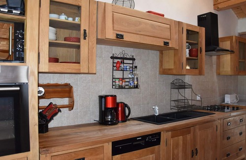 Pralognan-la-Vanoise Ski Chalet | Cozy chalet 6 people near center, Pralognan
