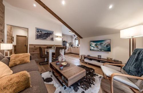 Courchevel Apartment | Cozy Penthouse with View & Parking