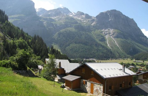 Pralognan-la-Vanoise Apartment | Cozy studio near slopes, quiet with closed garage