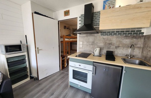 Samoens Apartment | Cozy studio for 4 with balcony and pets allowed in Samoëns