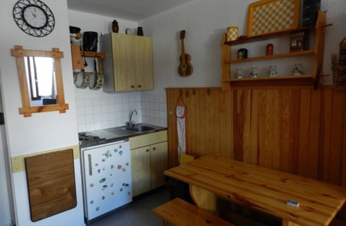 Le Pleynet Apartment | Cozy studio in Le Pleynet, 300m to slopes, pets allowed