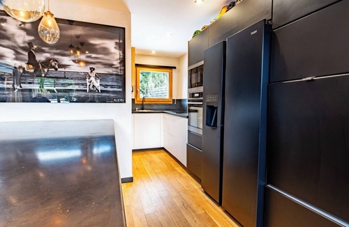 Chamonix City Centre Ski Chalet | Design chalet with pool & jacuzzi
