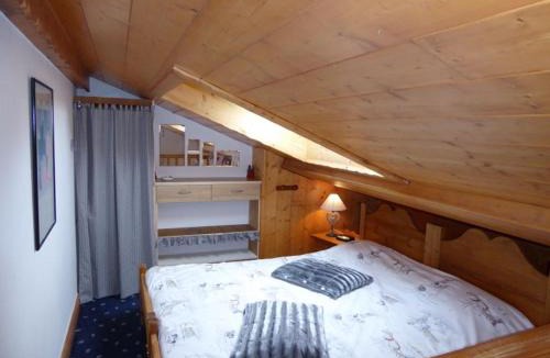 Pralognan-la-Vanoise Apartment | Duplex 4 pièces avec balcon et parking à Pralognan, proche des pistes - FR-1-464-43
