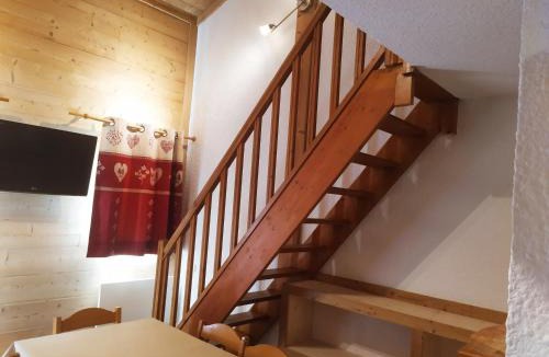 Termignon Apartment | Duplex rénové pour 6/7 pers face aux pistes avec WiFi à Termignon - FR-1-508-222