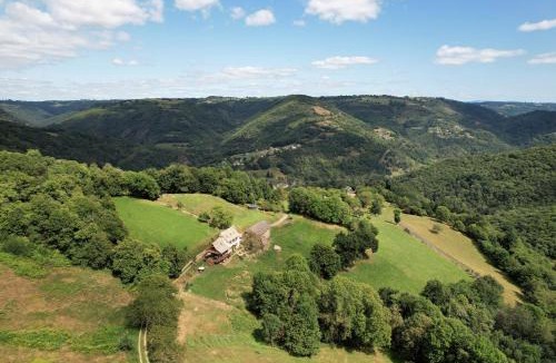 Lapeyrugue House | Estiva - Le Chalet Belvédère - Piscine, Spa, Vue Grandiose