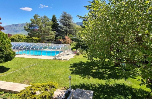 Saint-Julien-en-Genevois House | Exceptional property on the outskirts of Geneva. Available year-round.