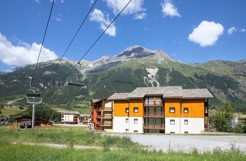 Termignon Apartment | Family apartment with balcony