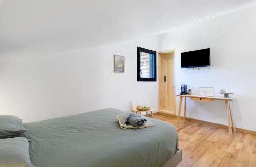 Quaix-en-Chartreuse Bed & Breakfast | Fenêtre sur le Neron