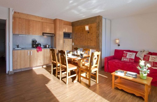 Autrans Apartment | Fitness, parking, tv, 70m², Autrans