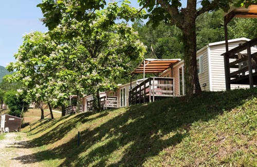 Champel House | Flower Camping Mas de Champel * - Mobile-Home 30m2 - Comfort - 2 bedrooms - Terrace semi-covered - TV - Clim 5 persons