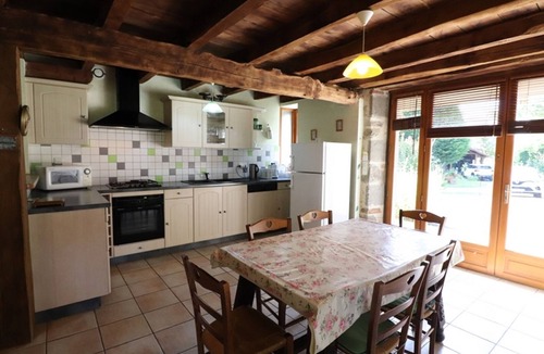 Saint-Constant-Fournoules Cottage | Gite Saint-Constant-Fournoulès-Saint-Constant, 3 bedrooms, 6 persons