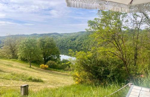 Saint-Jean-Saint-Maurice-sur-Loire Other | Yourte familiale bord Loire avec plage privée