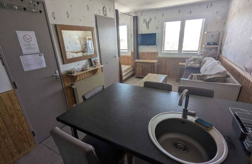 Les Angles Apartment | Fully-equipped apartment at the foot of the slopes, 5 minutes from the village center