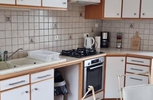 Golfech Apartment | Fully equipped detached house, on a beautiful estate.