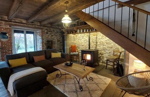 Arpajon-sur-Cere House | Gîte 8 pers avec spa et jardin proximité Aurillac