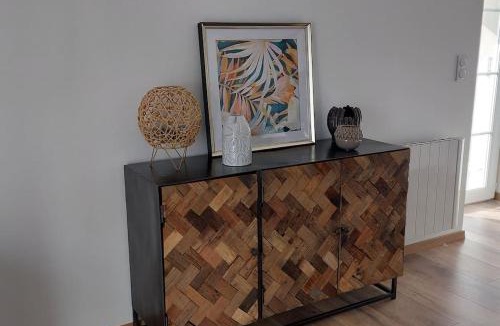 Montmorot Apartment | Gîte chez Marianne- la halte Jurassienne - Lons Le Saunier