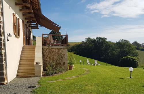 Leynhac Cottage | Gîte Cocooning, nature at your feet! * L'Oustal d'André Cantal