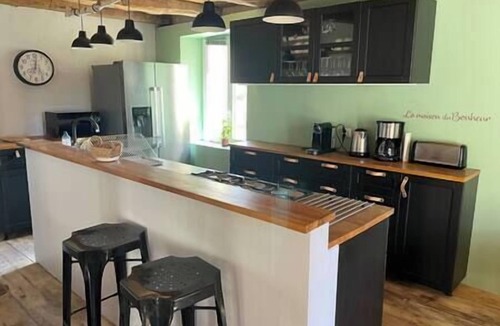 Saint-Sorlin-de-Morestel House | Gîte le Clos Margherite. 14 Personnes Piscine