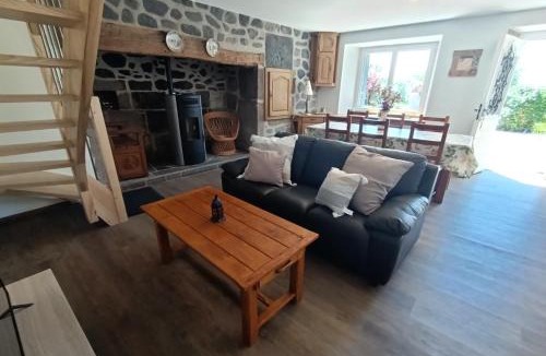 Pailherols Villa | GITE 6 personnes à Pailherols