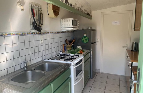 Nyons Cottage | Gite and garden in Drôme Provençale, pets welcome