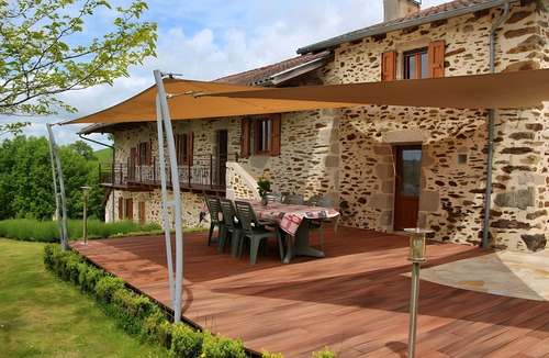 Boisset House | Gite de Felgines – Charming Cottage with Fireplace, Garden & Table Tennis