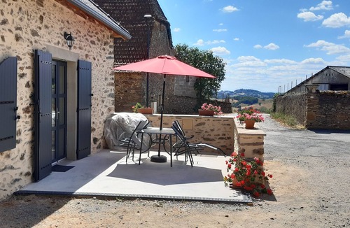 Saint-Santin House | Gite de la Carriere