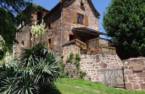 Villecomtal House | Gite De Ségonzac