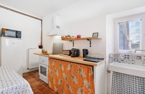 Pardaillan Apartment | Gite “Gite À La Ferme - Pardaillan” with Private Garden and Wi-Fi