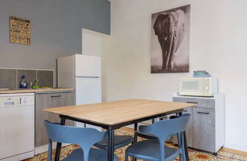 Chauzon Apartment | Gîte "Le Piscounil" with Shared Pool, Wi-Fi and Air Conditioning