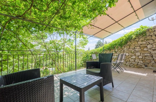 Chauzon Apartment | Gîte "Les Combes" with Shared Pool, Wi-Fi, and Air Conditioning