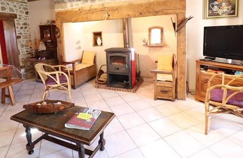Sansac-Veinazes Cottage | Gite Sansac-Veinazès, 2 bedrooms, 4 persons