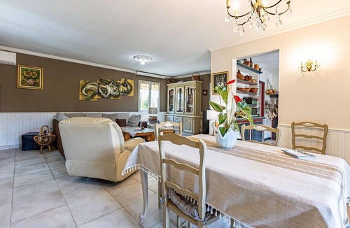 Bedarrides House | Gorgeous home in Bédarrides