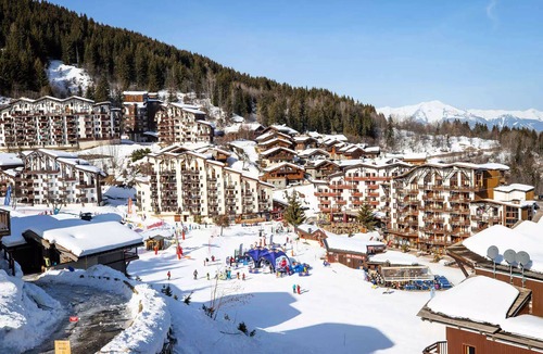 La Perriere Apartment | Grand Bois Residence B - CONFORTABLE 2 PARTS, SKIS TO PIEDS AND NEAR TRADE