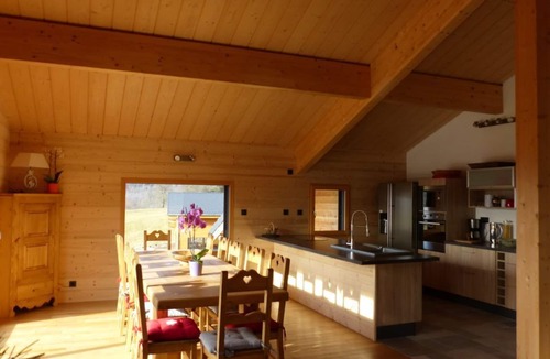 Saint-Julien-en-Vercors Ski Chalet | Grand Chalet Récent Avec Terrasses vue Montagne Dans le Vercors