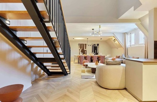 Porte-Dauphine Apartment | Grand Duplex - Arc de Triomphe