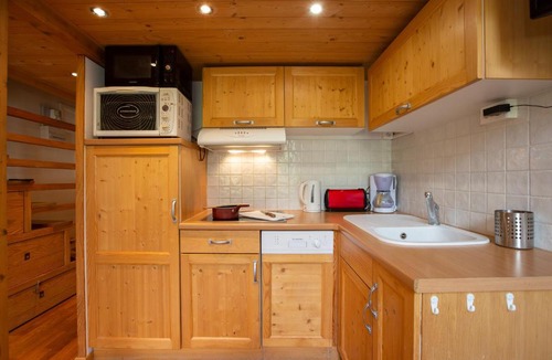 Argentiere Apartment | Grand Roc A220 from Slopes 150m , View & Parking - Happy Rentals