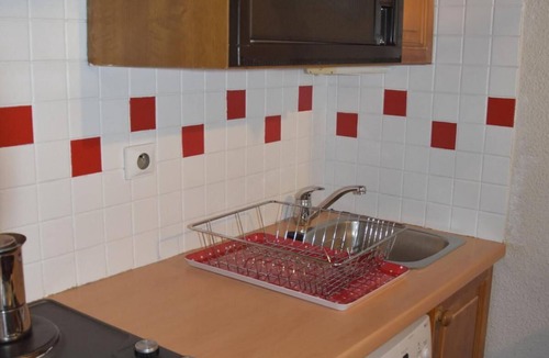 Pralognan-la-Vanoise Apartment | Ground floor, swimming pool, terrace, tv, ski locker, 21m², Pralognan-la-Vanoise