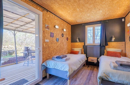 Villeneuve-de-Berg House | Guest Room '315' with Mountain View, Private Heated Pool, and Wi-Fi