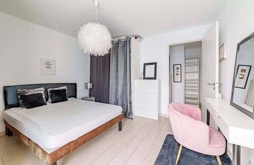 Chanot - Stade Velodrome Apartment | GuestReady - Modern comfort near Orange Vélodrome