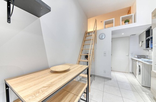Villette - Maisons Neuves Apartment | GuestReady - Tranquil city escape in the 3rd arr.