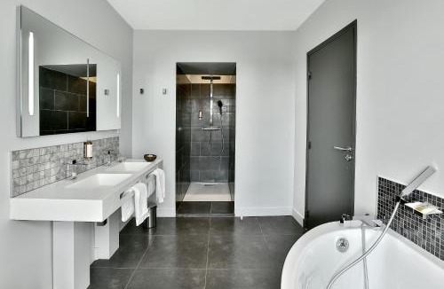Uzerche Hotel | Hôtel Joyet de Maubec - Teritoria
