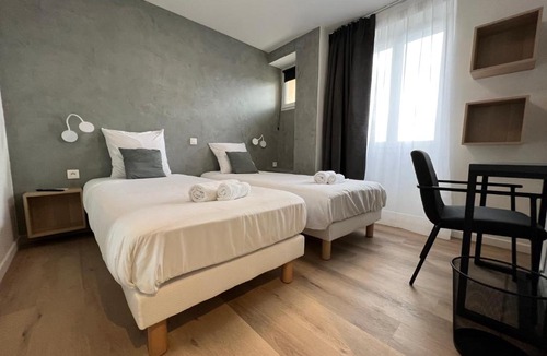 Aubenas Hotel | Hôtel Le Ponson
