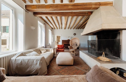 Le Plessis-Placy House | Harmony Homes | Le Plessis-Placy - Near Disneyland, Pool & Games Room