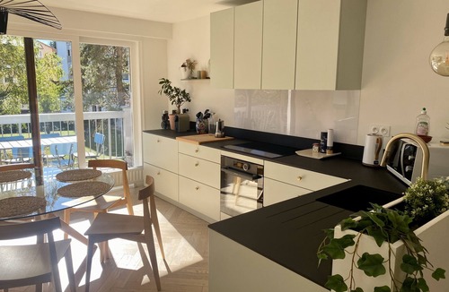 Annecy-le-Vieux Apartment | HB street with garage, shared pool and close to the lake