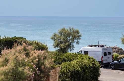Biarritz House | Holiday home 'Le Pavillon Paul' with sea view, garden, terrace and Wi-Fi